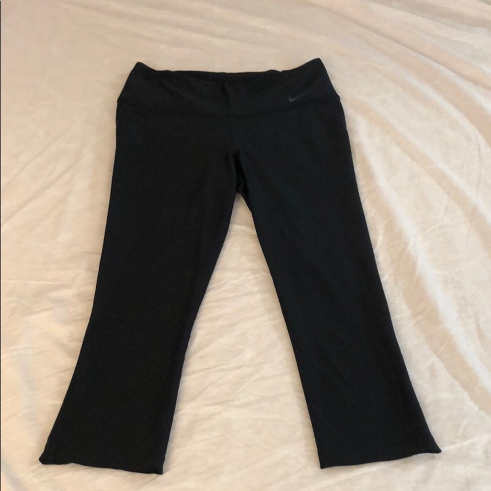 Nike yoga leggings pants